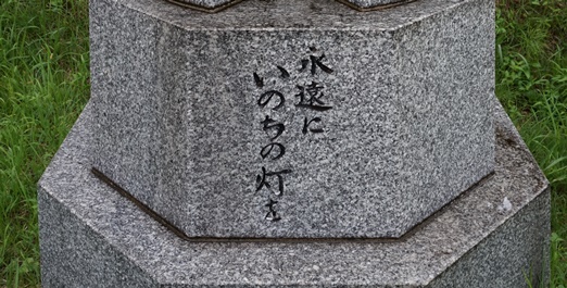 2018.10 top.jpg